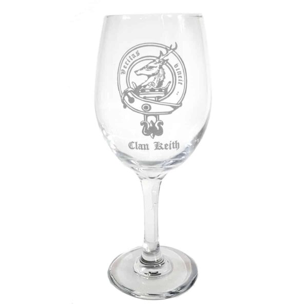 A Clan Crest 18 oz wine glass, perfect for savoring your favorite vintage in style.