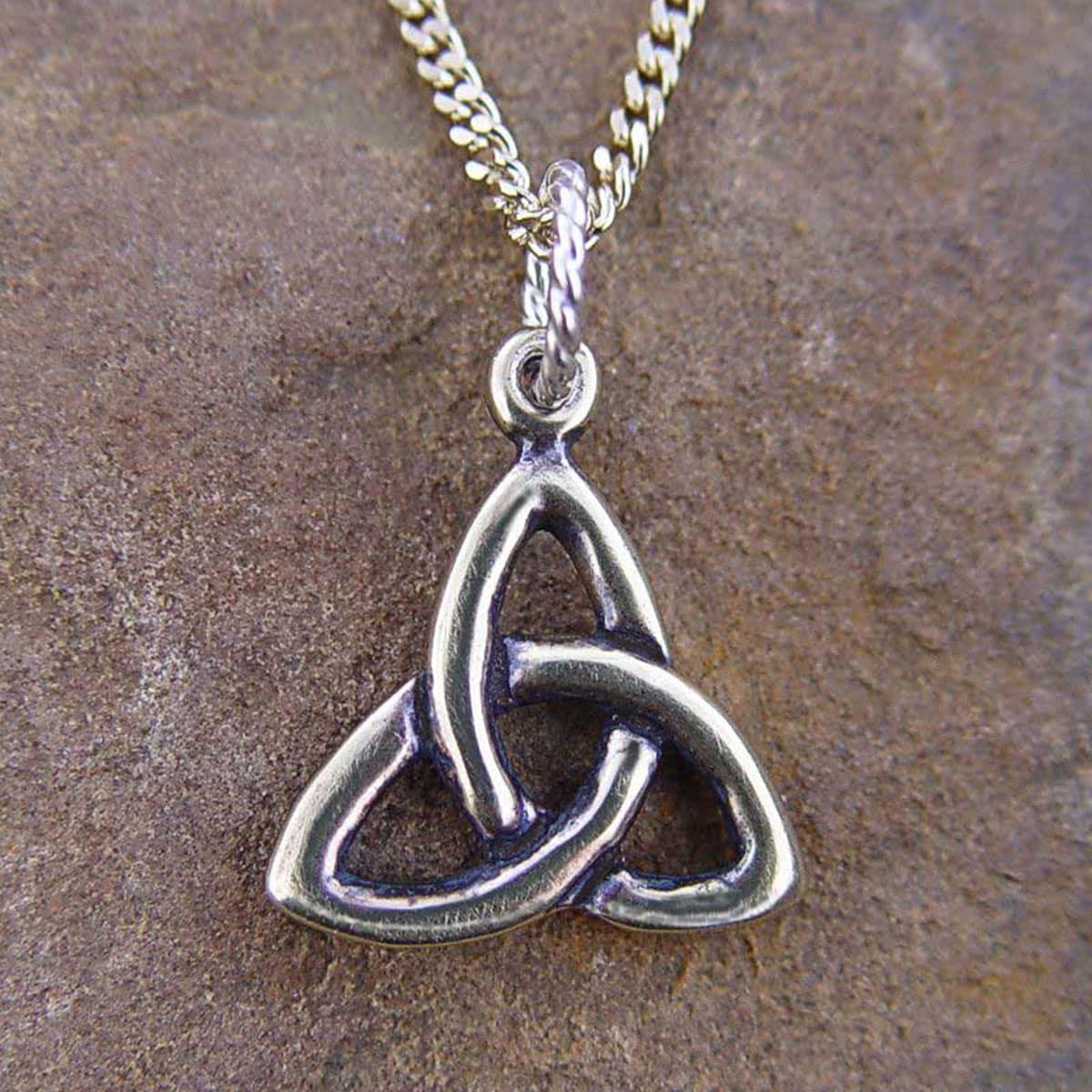 Triquetra Pendant | Kilts-n-Stuff.com