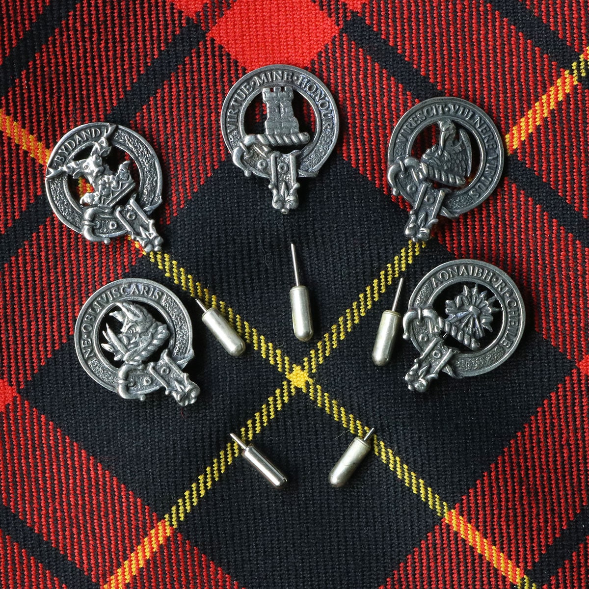 Clan Crest Badge Pins – Clan MacTavish