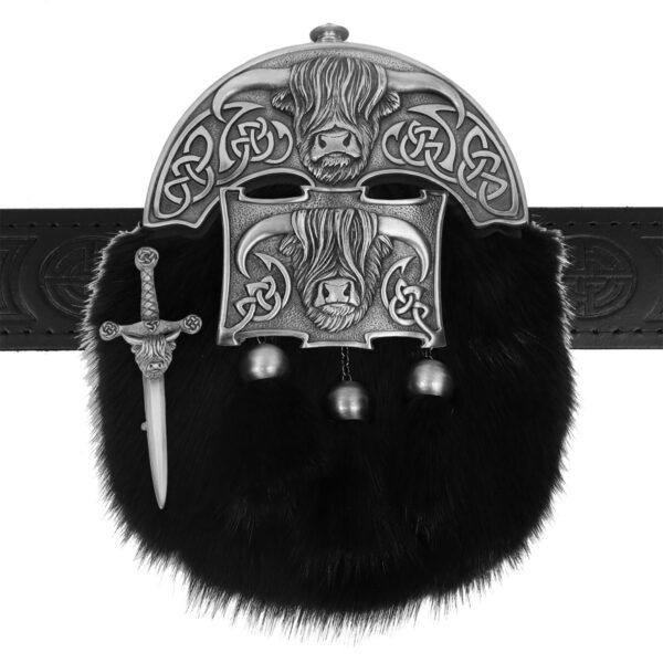 A Heilan Coo Kilt Accessories Bundle adorned with a black fur belt, featuring a sword and skull, creating a unique kilt accessory bundle.