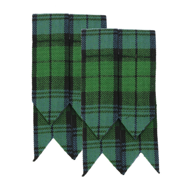 A pair of green and black Homespun Tartan Wool Blend Flashes bow ties.