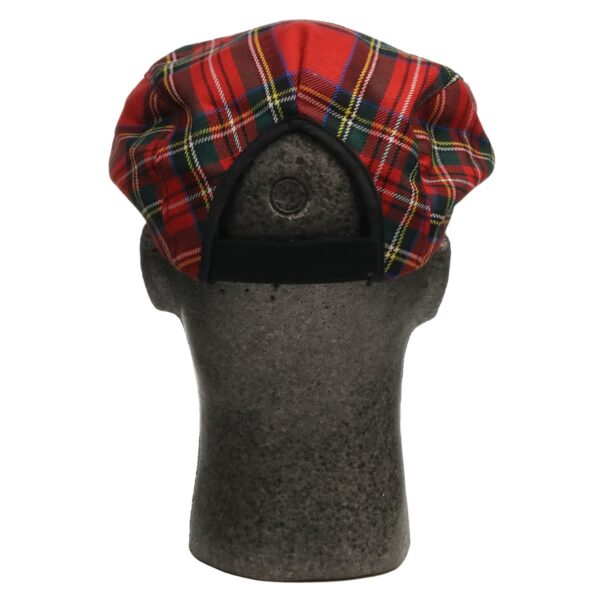 A mannequin head with a Stewart Royal Modern Tartan driving cap or golf cap.