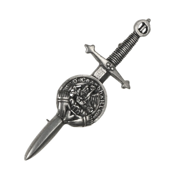 A silver kilt pin with a cross on it, adorned with the Irish Family Crest.