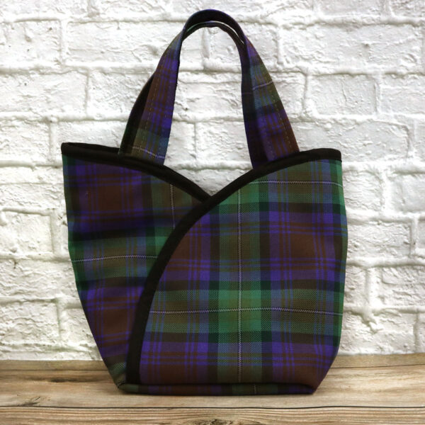 Bag - Poly/Viscose Wool-Free Scottish tartan tote bag made from Poly/Viscose fabric.