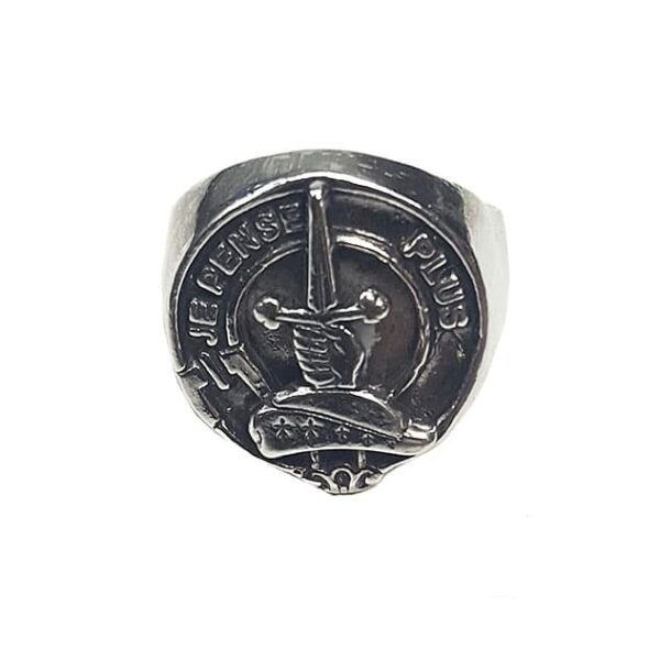 A Erskine Sterling Silver Clan Crest Ring - Size 9 with a sword clan crest.