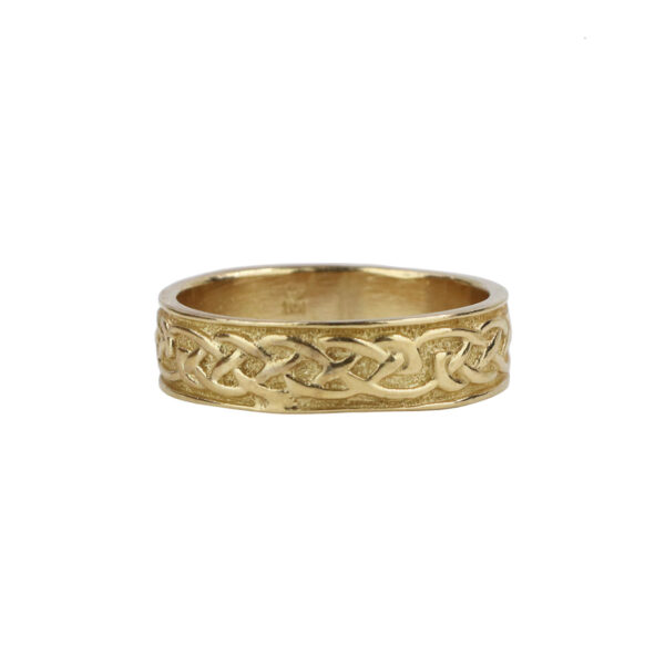 A Womens 10K Gold Claddagh wedding ring with a Celtic design.