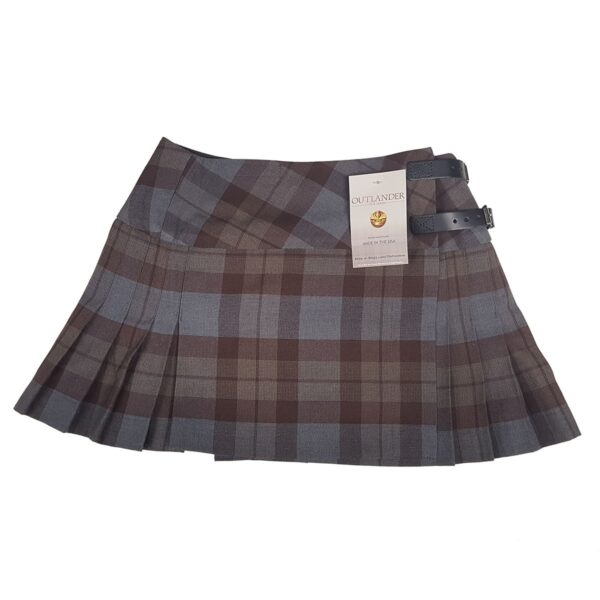 An Outlander Poly/Viscose Tartan Billie-Style Mini Skirt - 26W 12.5L with a belt.