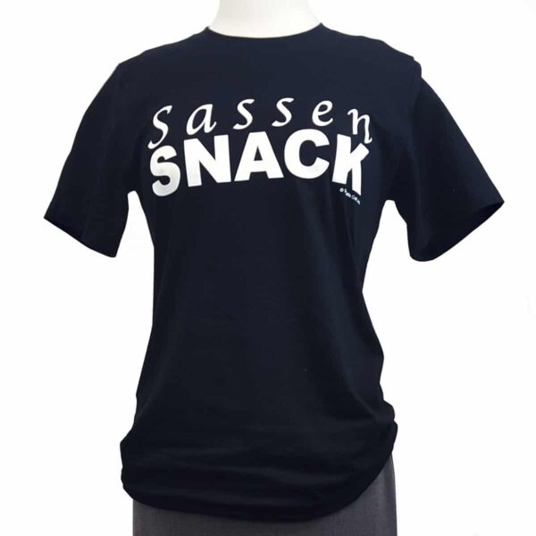 A black t - shirt that says sassen snack.